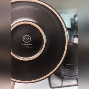 Stone Lain Dishware Set